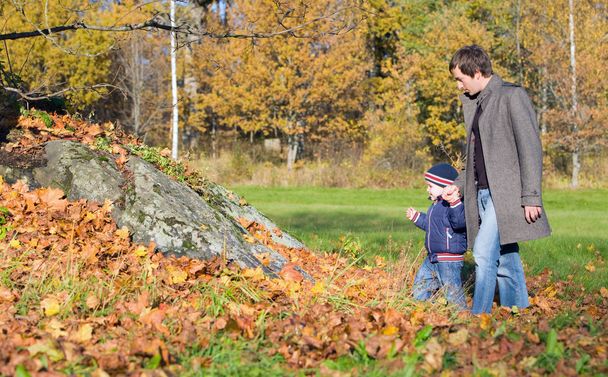 Autumn family - Fotoğraf, Görsel