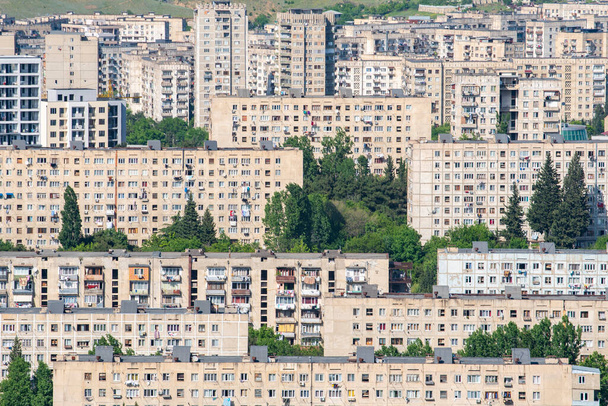 Obytná oblast Tbilisi, vícepodlažní budovy v Gldani a Mukhiani. Georgia - Fotografie, Obrázek