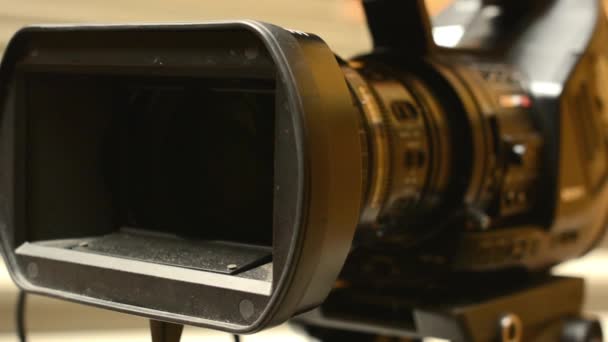 televizní kamery - kameraman nastavit fotoaparát (studio) - Záběry, video