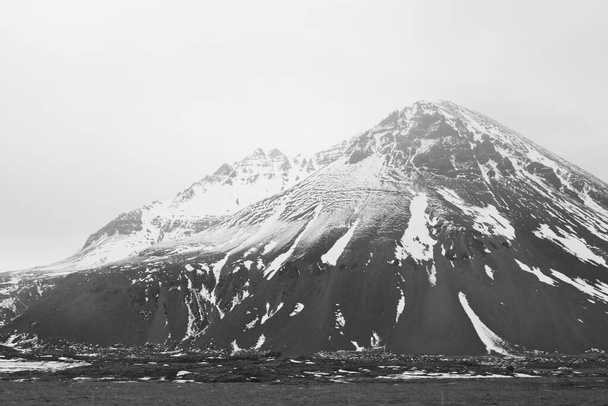 Reikiavik, Islandia; Abril. 17, 2017. Fotografías de un viaje 4x4 de 11 días por Islandia. Día 4. De Hofn a Reyarfjrur. - Foto, Imagen