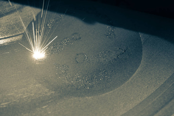 Lasersintermachine voor metaal. 3D printer afdrukken metaal. - Foto, afbeelding