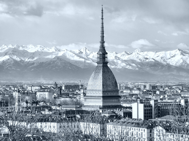 トリノ (Torino) スカイライン パノラマの丘 - 高ダイナミック レンジ Hdr - 黒と白から見た - 写真・画像
