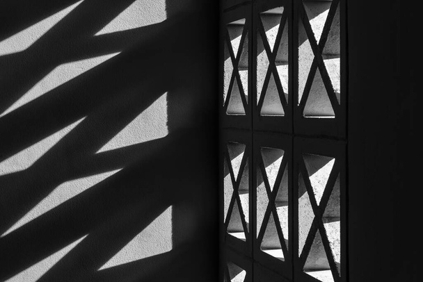 Light and shadow of Air vent  - Φωτογραφία, εικόνα
