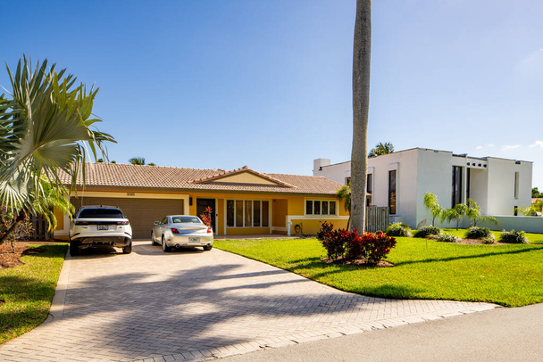 Pompano Beach, FL, USA - May 22, 2021: Single family house in Pompano Beach Florida USA - Фото, изображение