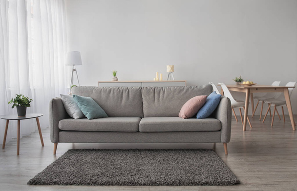 Moderní minimalistický design a retro styl doma - Fotografie, Obrázek