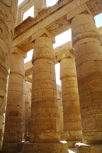 Velký sál hypostylu v Karnakových chrámech (starodávné Théby). Luxor, Egypt - Fotografie, Obrázek