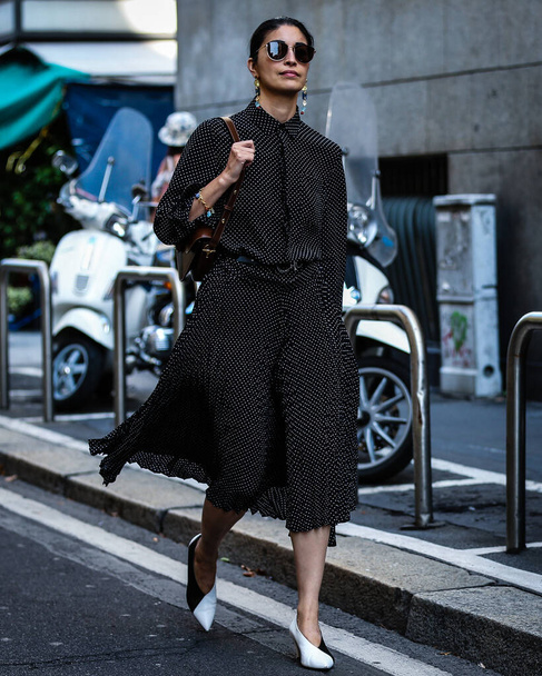 MILAN, Italy- September 20 2019: Caroline Issa on the street in Milan. - Foto, afbeelding