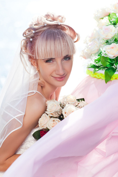 gelukkige bruid - Foto, afbeelding