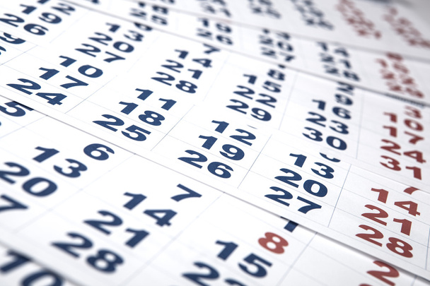 листы настенного календаря с количеством дней
 - Фото, изображение