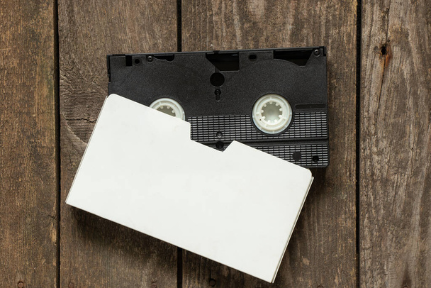 DVD cassette avec couvercle blanc gros plan, technologie, vieille cassette - Photo, image