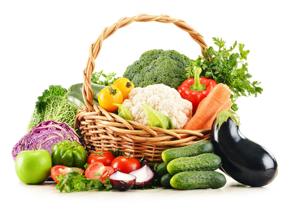 scala aan verse biologische groenten geïsoleerd op wit - Foto, afbeelding