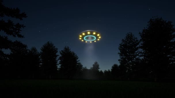 Vintage futurisztikus erdő UFO Jármű koncepció űrhajó idegen sci-fi ég - Felvétel, videó