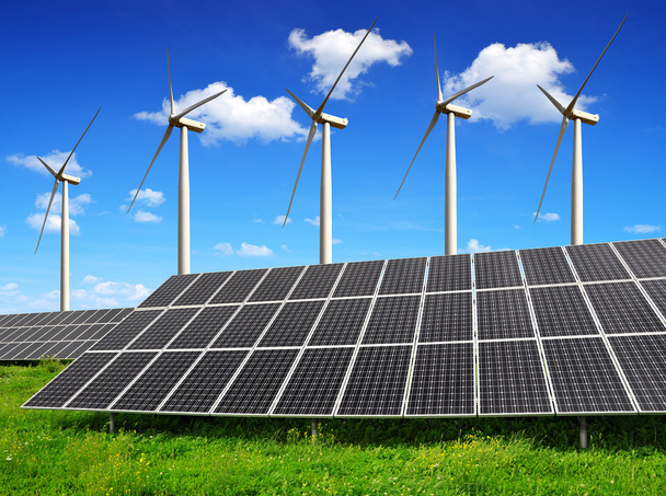 Painéis de energia solar e turbinas eólicas
 - Foto, Imagem