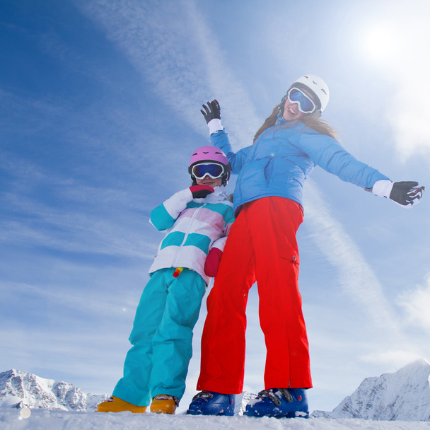 Winter, Ski, Schnee, Sonne und Spaß - Foto, Bild