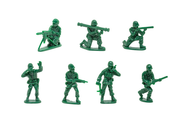 miniatűr játék katonák fegyverekkel fehér háttér - Fotó, kép
