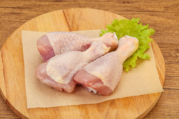 Raaka kana rumpukapulat valmis ruoanlaittoon - Valokuva, kuva