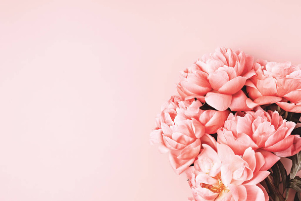 Bouquet of pink peonies. Artisan florist, floral shop, flowers delivery concept, greeting card idea - Fotografie, Obrázek