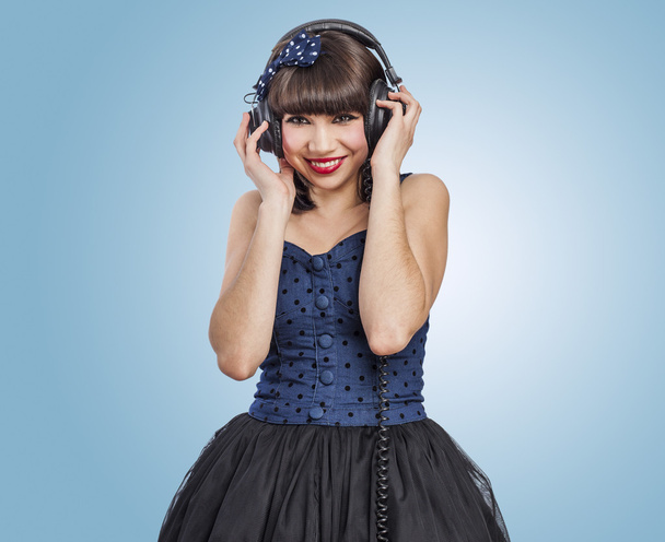 Girl with headphones - Photo, Image