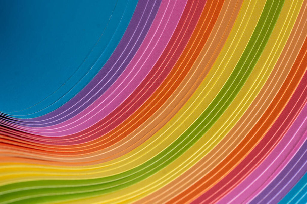 Papel de origami de color arco iris - Foto, Imagen