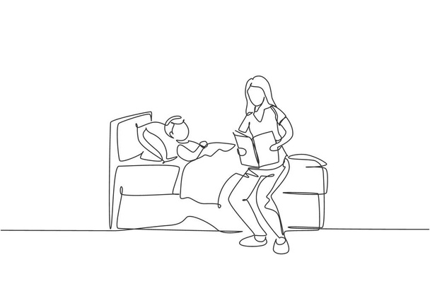 Tek sıra halinde genç anneyi yatak odasına oturtup uyumadan önce oğluna masal kitabı okurken çiziyor. Mutlu aile ebeveynliği kavramı. Bir satır grafiksel tasarım vektörü çizimi - Vektör, Görsel