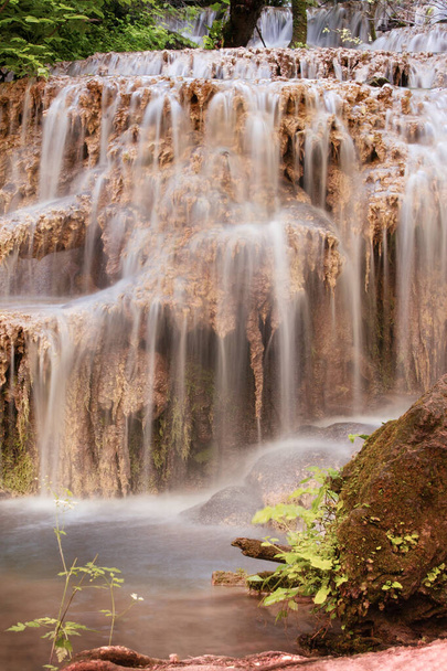 Весенний вид, Крушуна водопады, Болгария - Фото, изображение