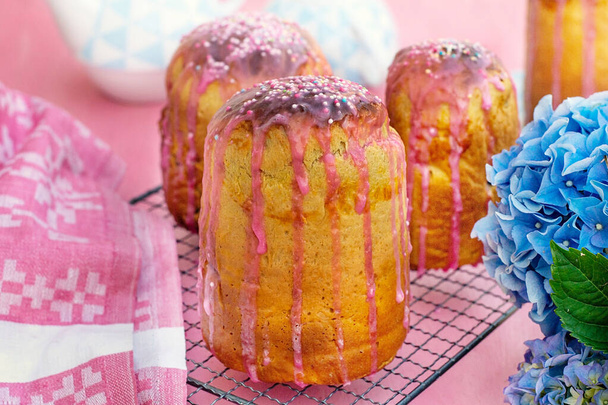 Russian traditional Easter bread Kulich with raisins and icing - Photo, Image