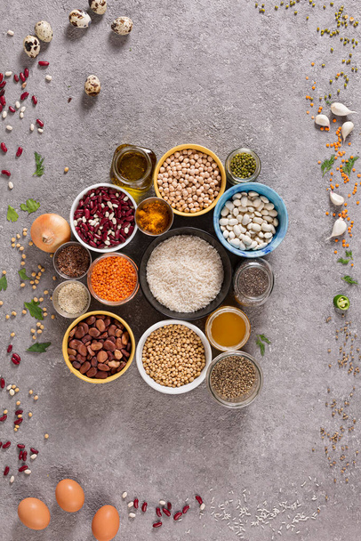 krmné dávky bílkovin ve vegetariánské stravě - Obiloviny, zrna, fazole, - Fotografie, Obrázek