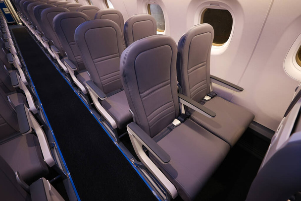Skórzane wnętrze samolotu bez pasażerów - Zdjęcie, obraz