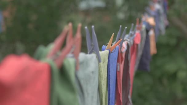 Kötélen történő mosás - Felvétel, videó