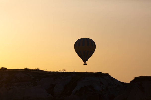 Kappadokiaa. Cappadocia-alue on paikka, jossa luonto ja historia ovat kauneimmin integroituneet maailmaan.. - Valokuva, kuva