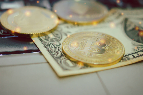 Crypto Bitcoin and Dollars on Computer Keyboards. Finance in the Modern Digital World - Fotoğraf, Görsel