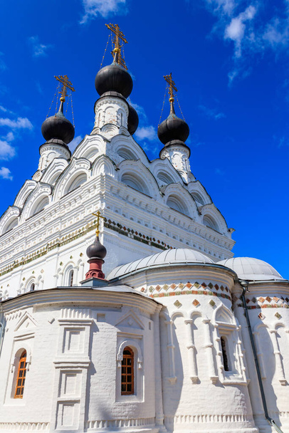 Троицкий собор Св. Троицкого монастыря в Муроме, Россия - Фото, изображение