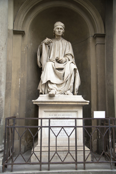 άγαλμα του arnolfo di cambio, Φλωρεντία - Φωτογραφία, εικόνα