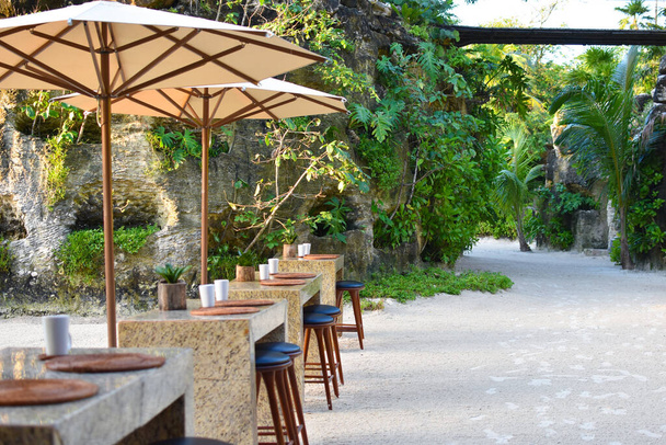 beach village cafe. a place of relaxation in the tropics. - Foto, immagini