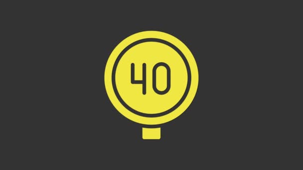 Amarelo velocidade limite de tráfego sinal 40 km ícone isolado no fundo cinza. Animação gráfica em movimento de vídeo 4K - Filmagem, Vídeo