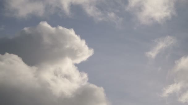 Zeitraffer-Video von sich verändernden Wolken in 4K - Filmmaterial, Video
