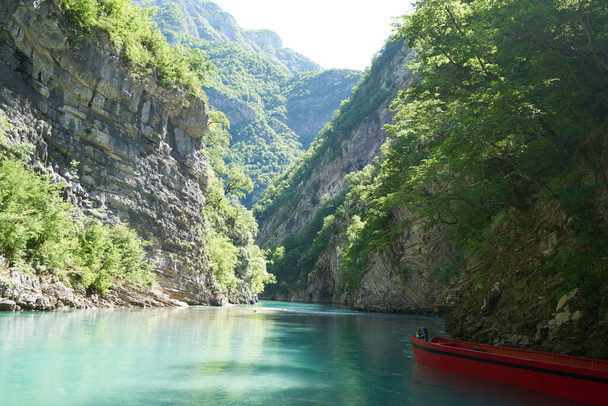 Rivier Shala - Noord-Albanië - Foto, afbeelding