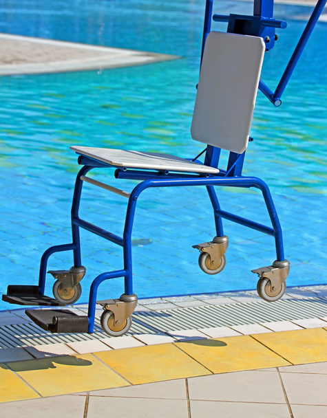 Robuste Rollstühle für Behinderte - Foto, Bild