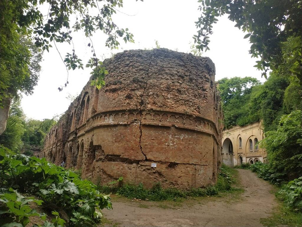 Die Festung im Dorf der Kakerlaken im Bezirk Dubensky in der Region Rivne - Foto, Bild