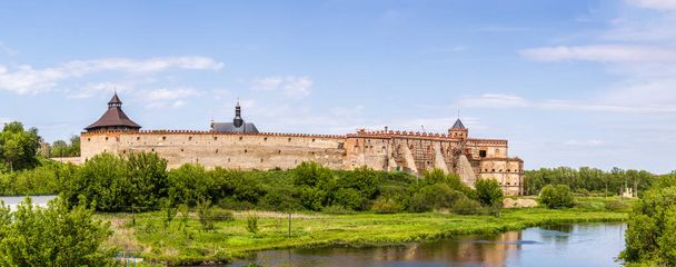 Medzhybizhin linnasta, joka rakennettiin suojaksi ottomaanien laajenemista vastaan 1540-luvulla, tuli yksi Puolan kuningaskunnan kruunun vahvimmista linnoituksista Podoliassa..  - Valokuva, kuva