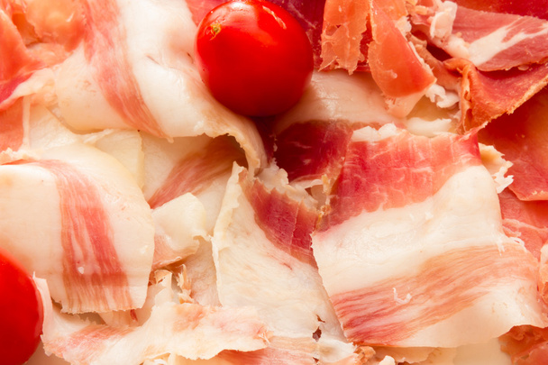 Prosciutto di maiale reale dall'Italia Bologna
 - Foto, immagini