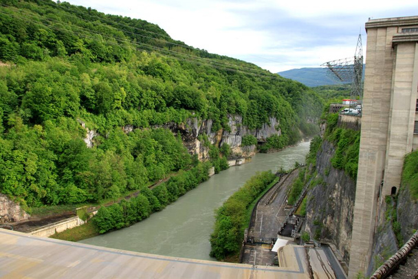 Le barrage de Gnissiat, dans l'Ain, France - Photo, image