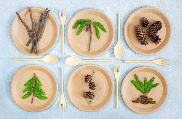 Served table with disposable tableware with natural materials. Eco-concept. - Photo, image
