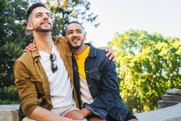 Gay couple spending time together at the park. - 写真・画像