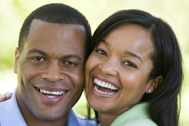Couple outdoors smiling - Fotografie, Obrázek