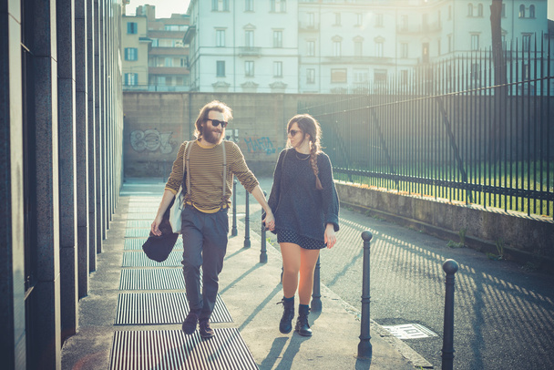 jeune couple élégant moderne urbain
 - Photo, image