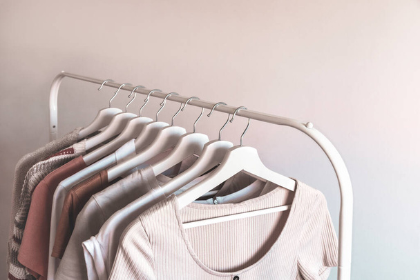 Rack with stylish women's summer clothes. Concept for shopping store, beauty, fashion. - Foto, Imagen