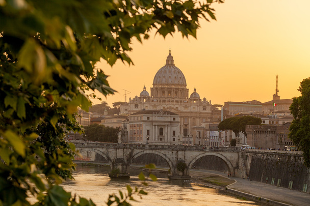 Basilica di San Pietro a Vatikán, Róma, Olaszország-híd - Fotó, kép