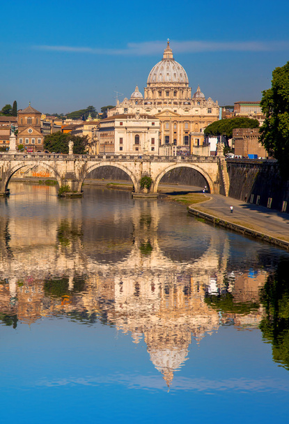 Basilica di San Pietro ile Vatikan, Roma, İtalya, Bridge'de - Fotoğraf, Görsel