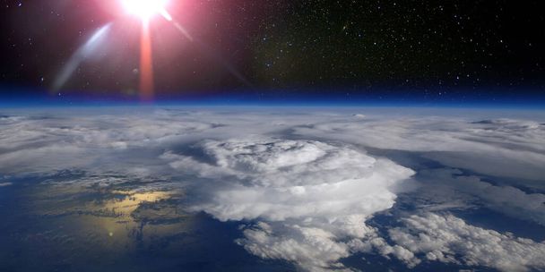 宇宙からのハリケーンの眺め。NASAによって提供されたこの画像の要素. - 写真・画像